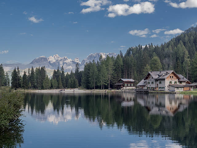 madonna di campiglio lago dolomiti estate transfer